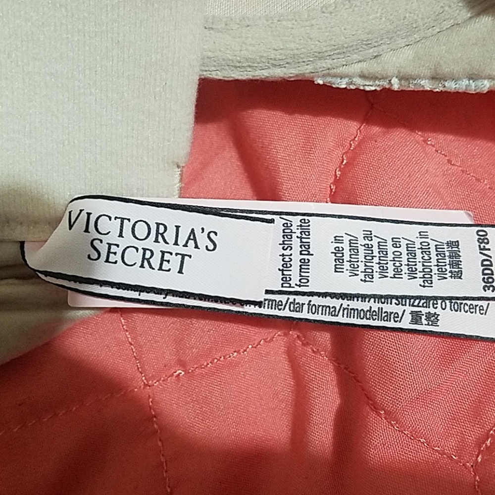 Victoria Secret Bra - Picture 3 of 3